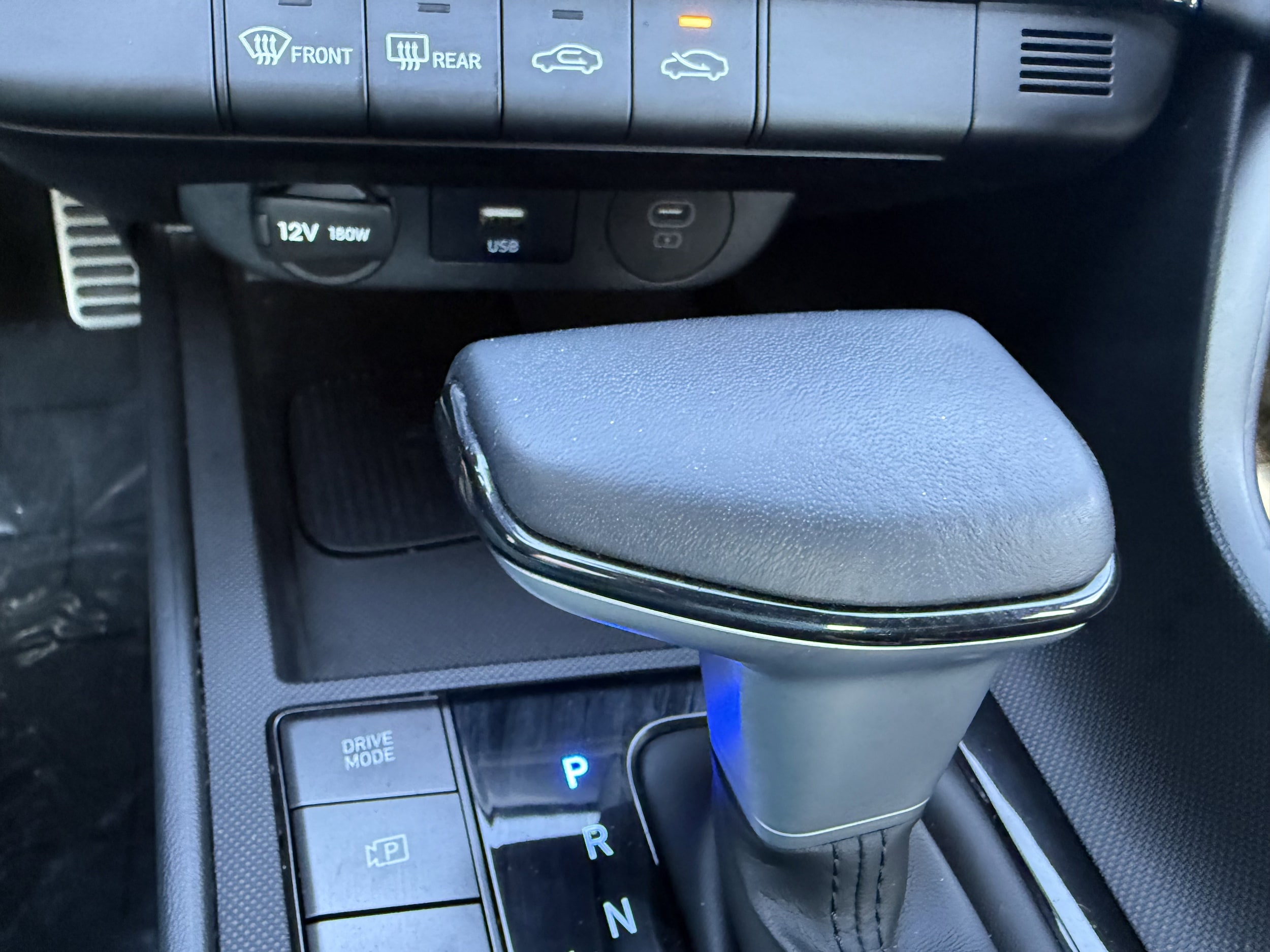 2025 Hyundai Elantra SEL - Photo 20