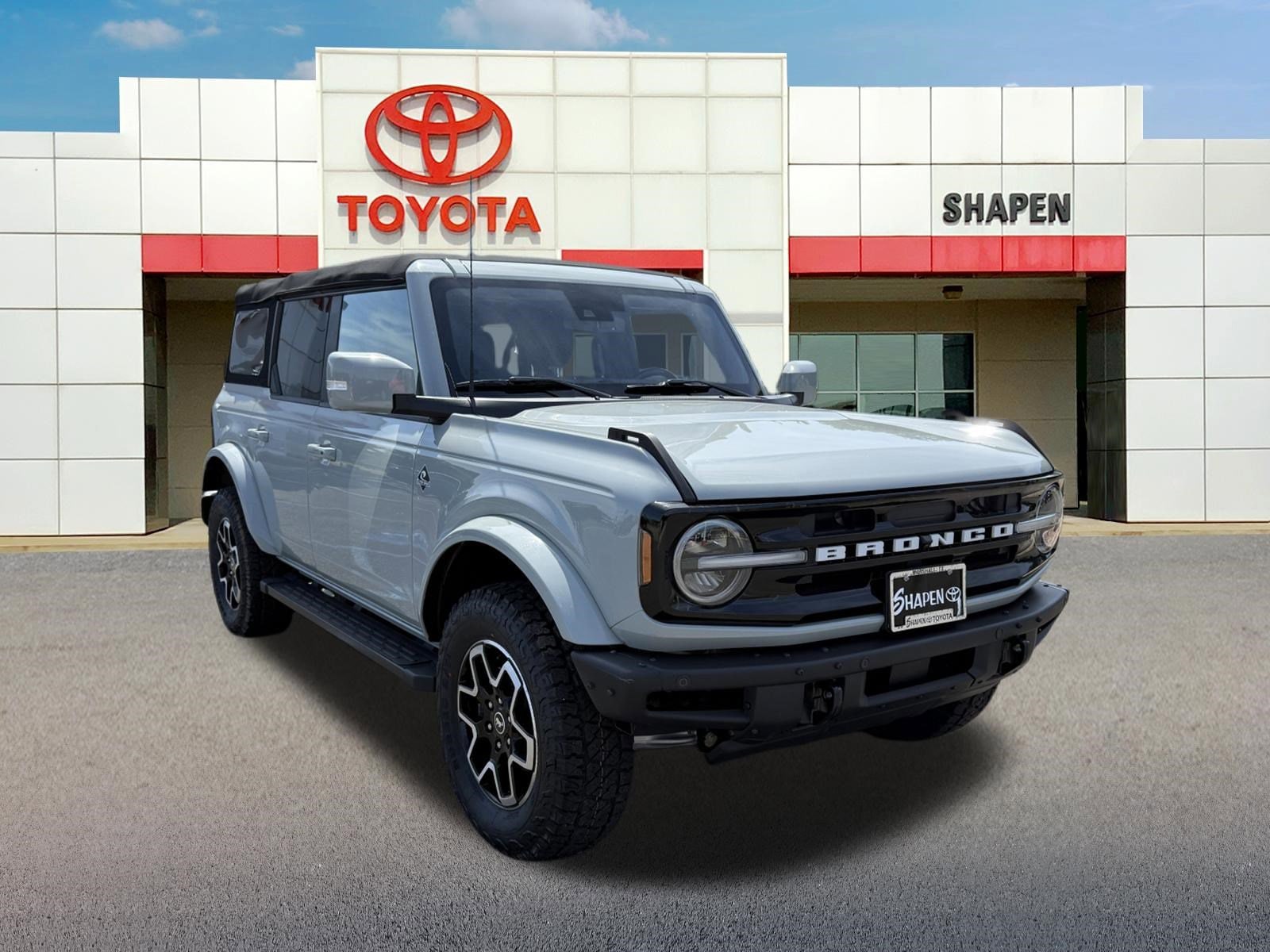 2022 Ford Bronco Outer Banks Advanced 4x4's photo