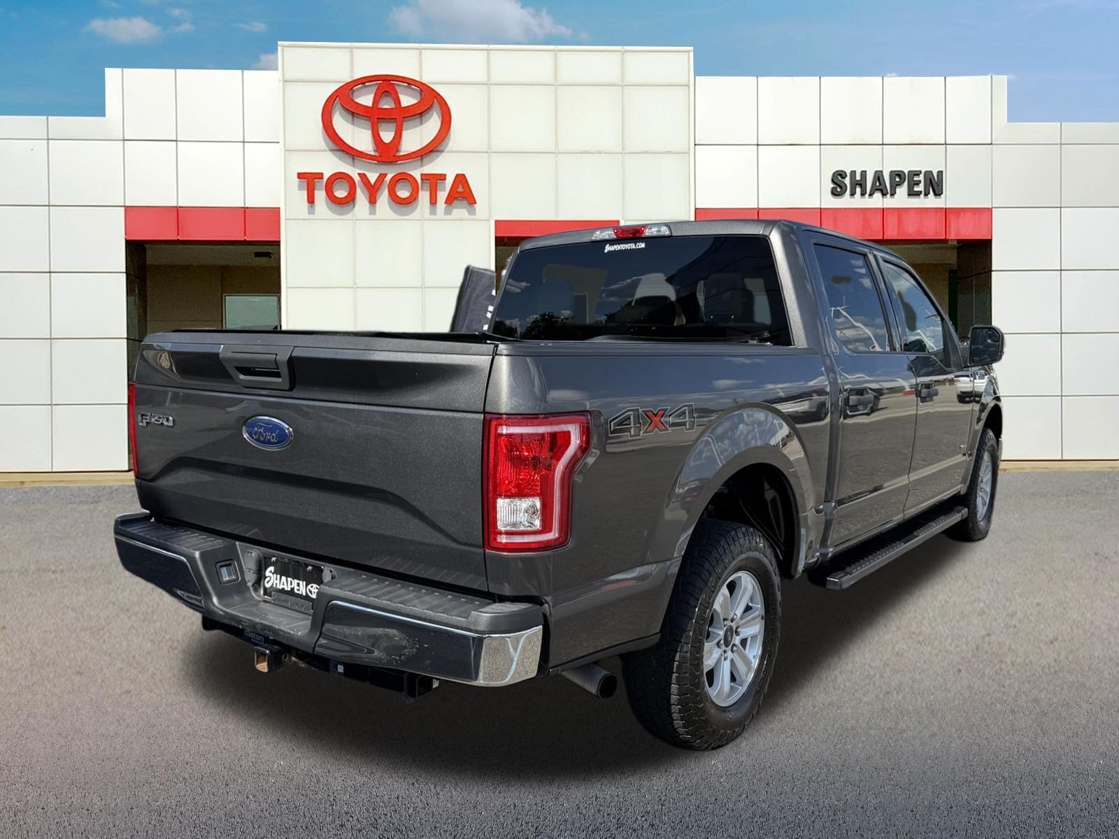 Used 2017 Ford F-150 XLT with VIN 1FTEW1EG5HKC00825 for sale in Marshall, TX