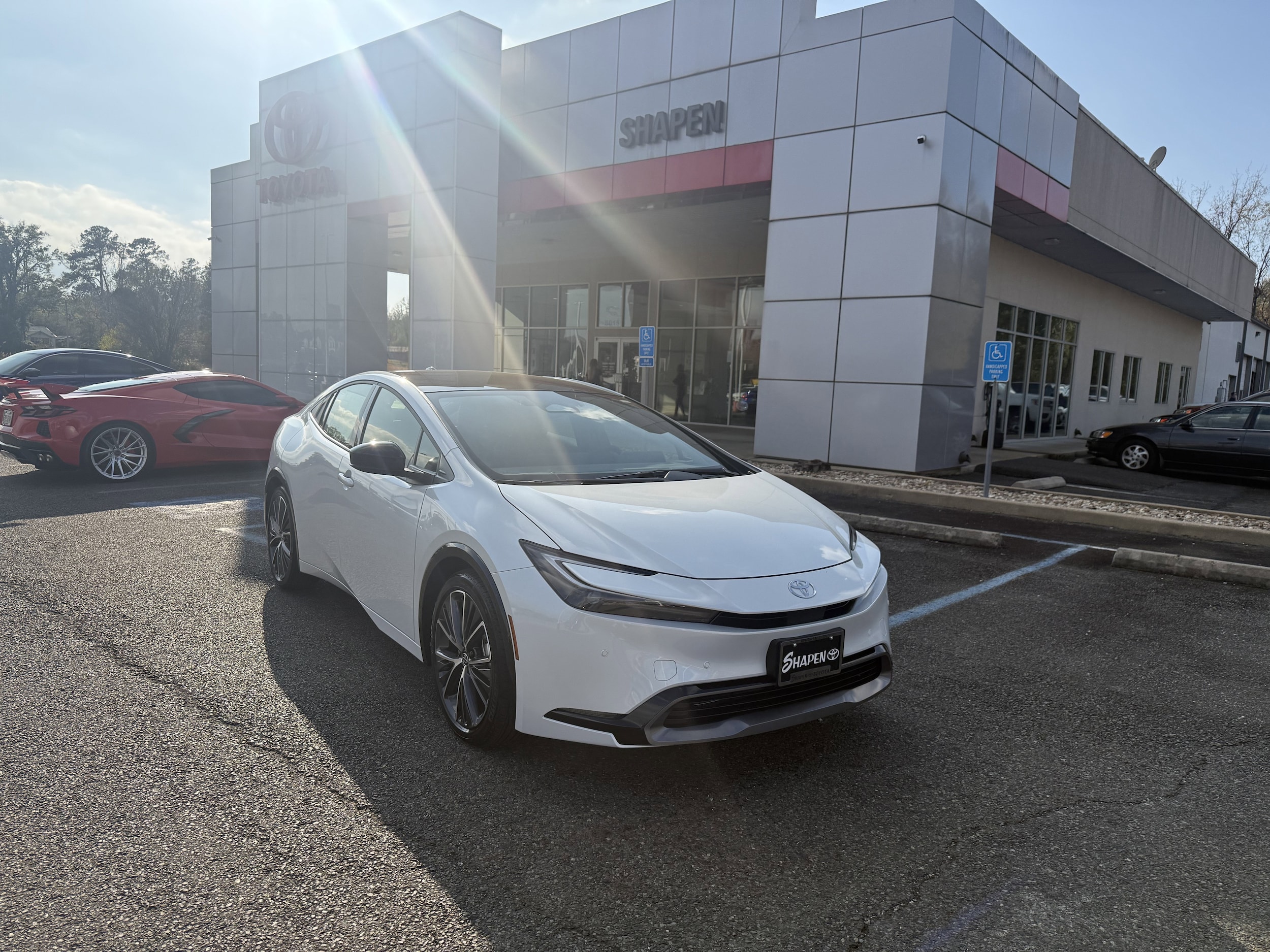 2026 Toyota Prius XLE's photo