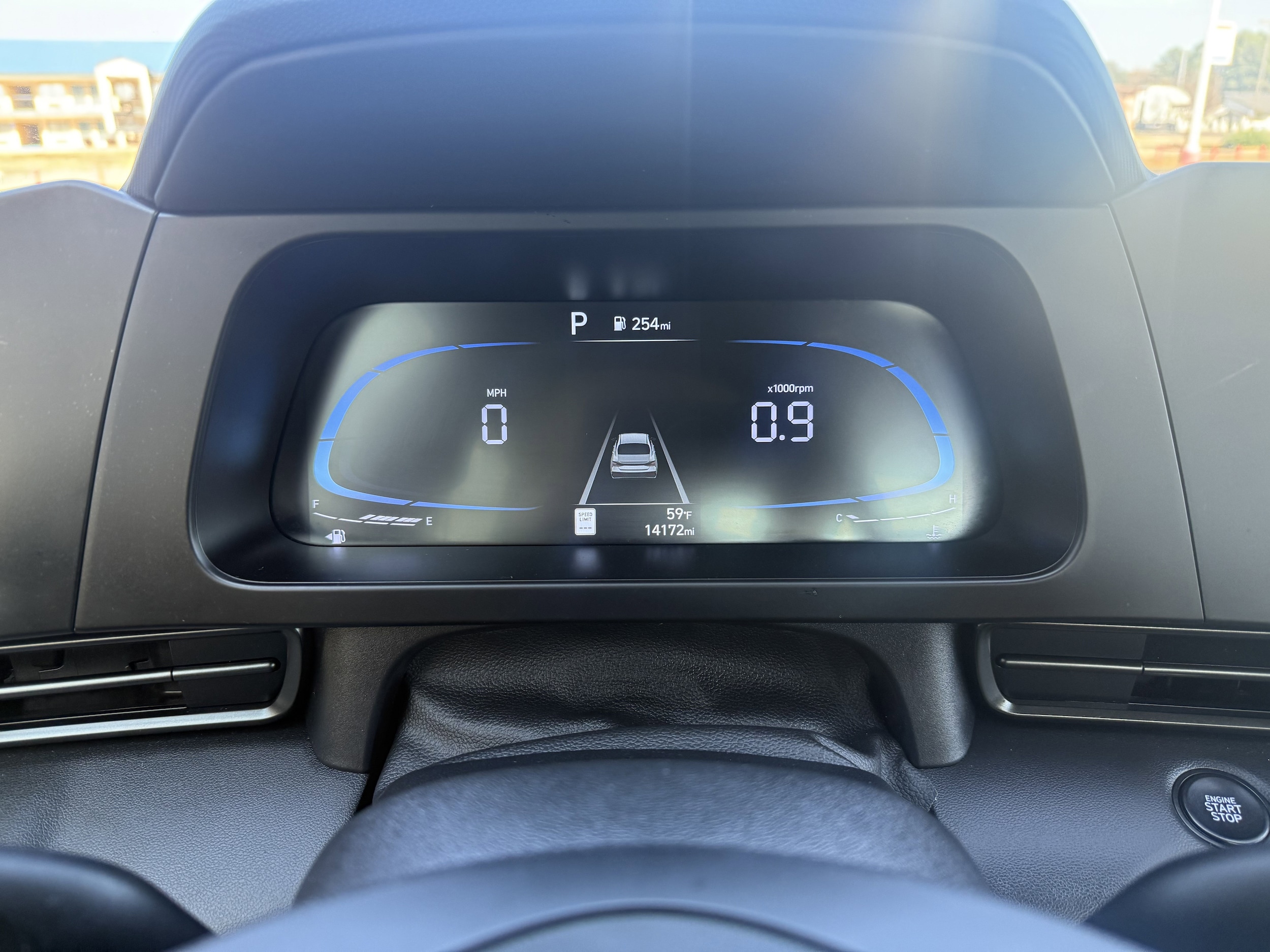 2025 Hyundai Elantra SEL - Photo 13