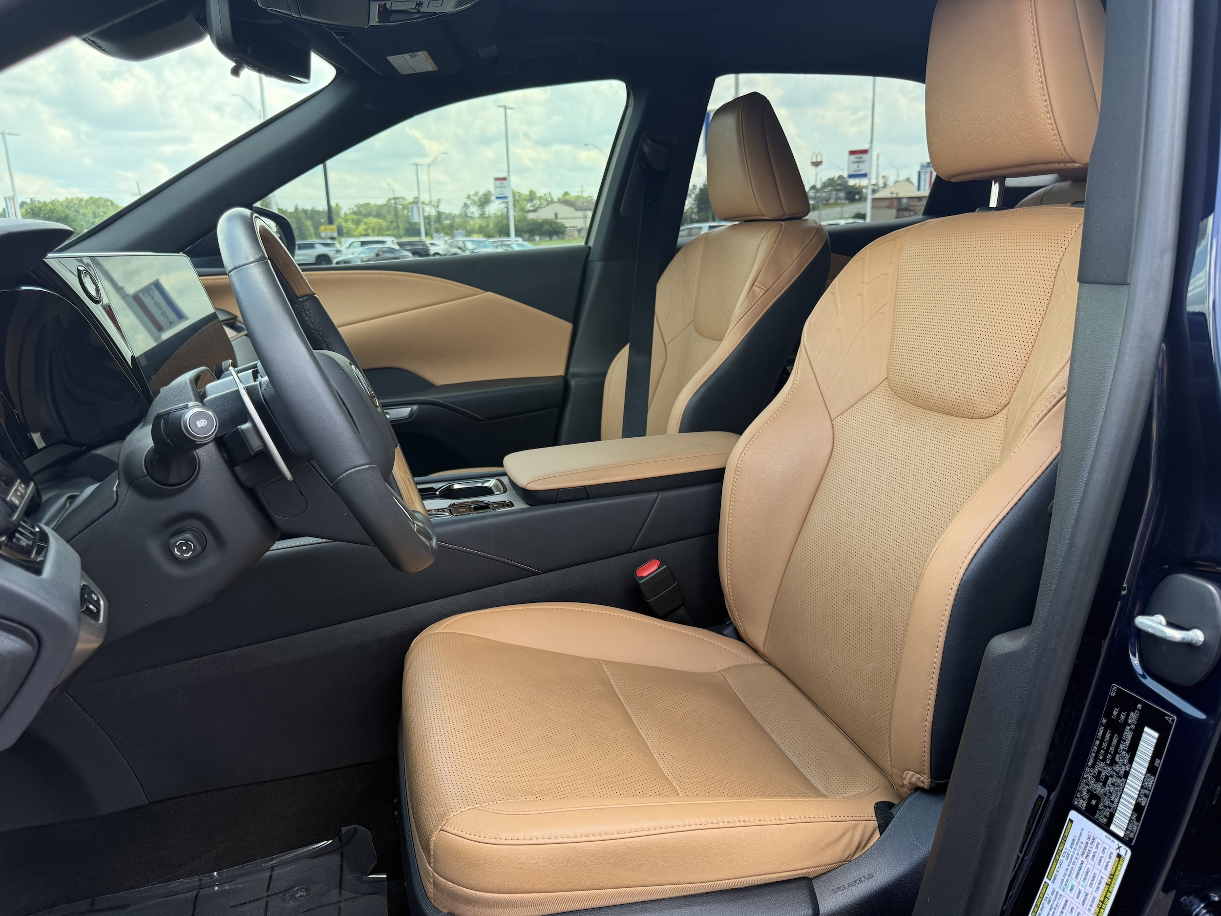2024 Lexus RX 350 - Photo 15