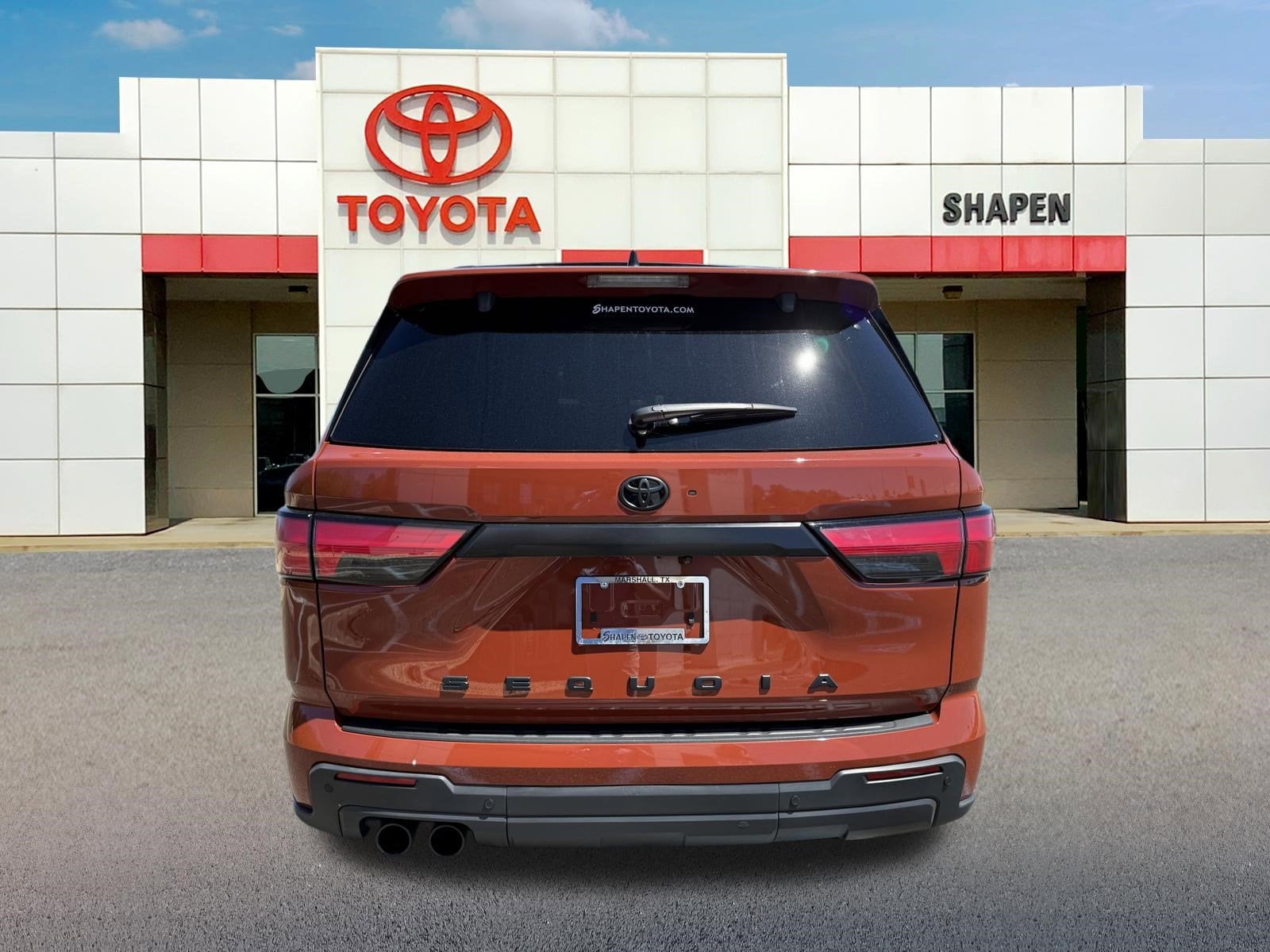 2024 Toyota Sequoia TRD Pro - Photo 6