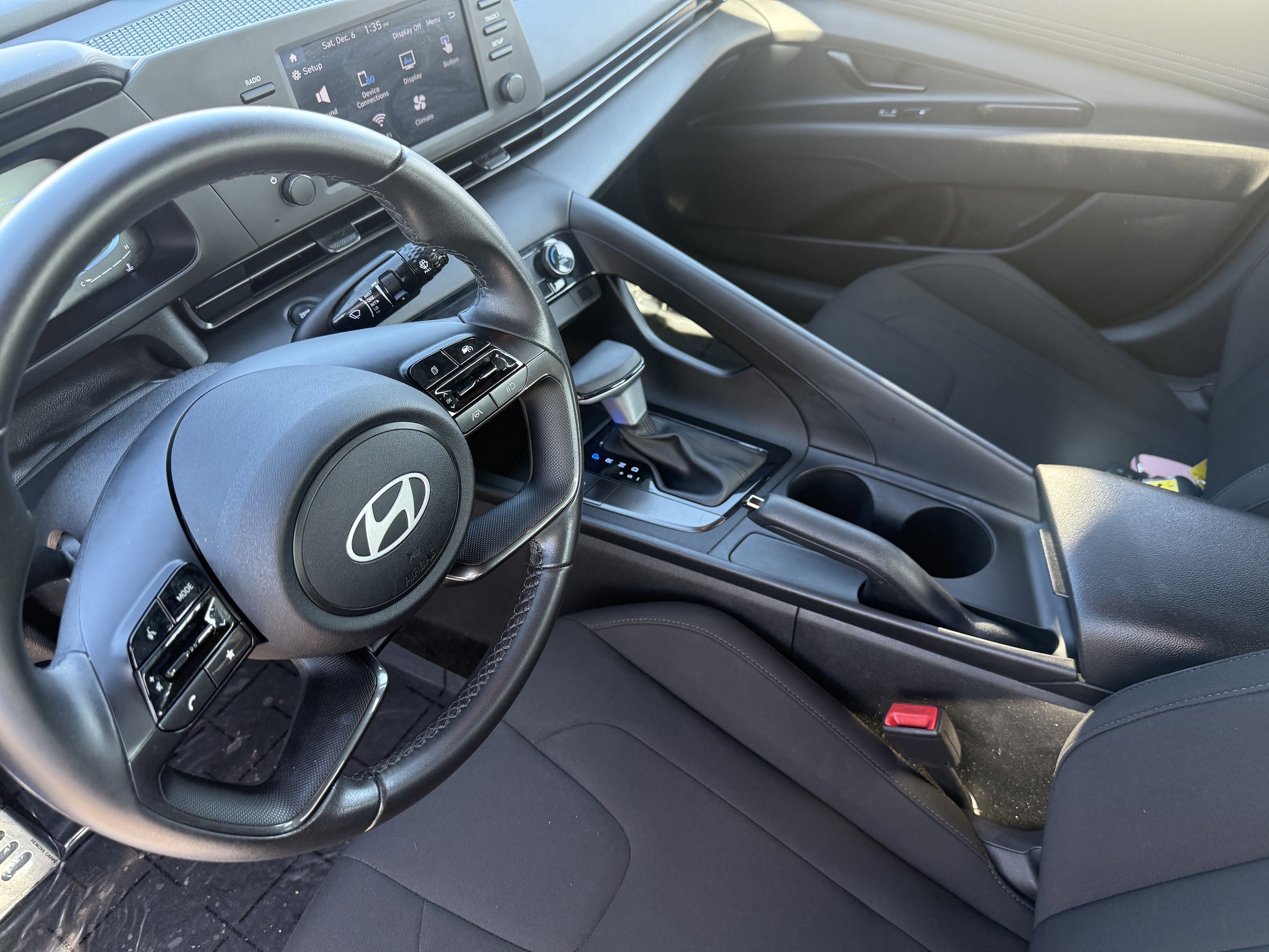 2025 Hyundai Elantra SEL - Photo 10