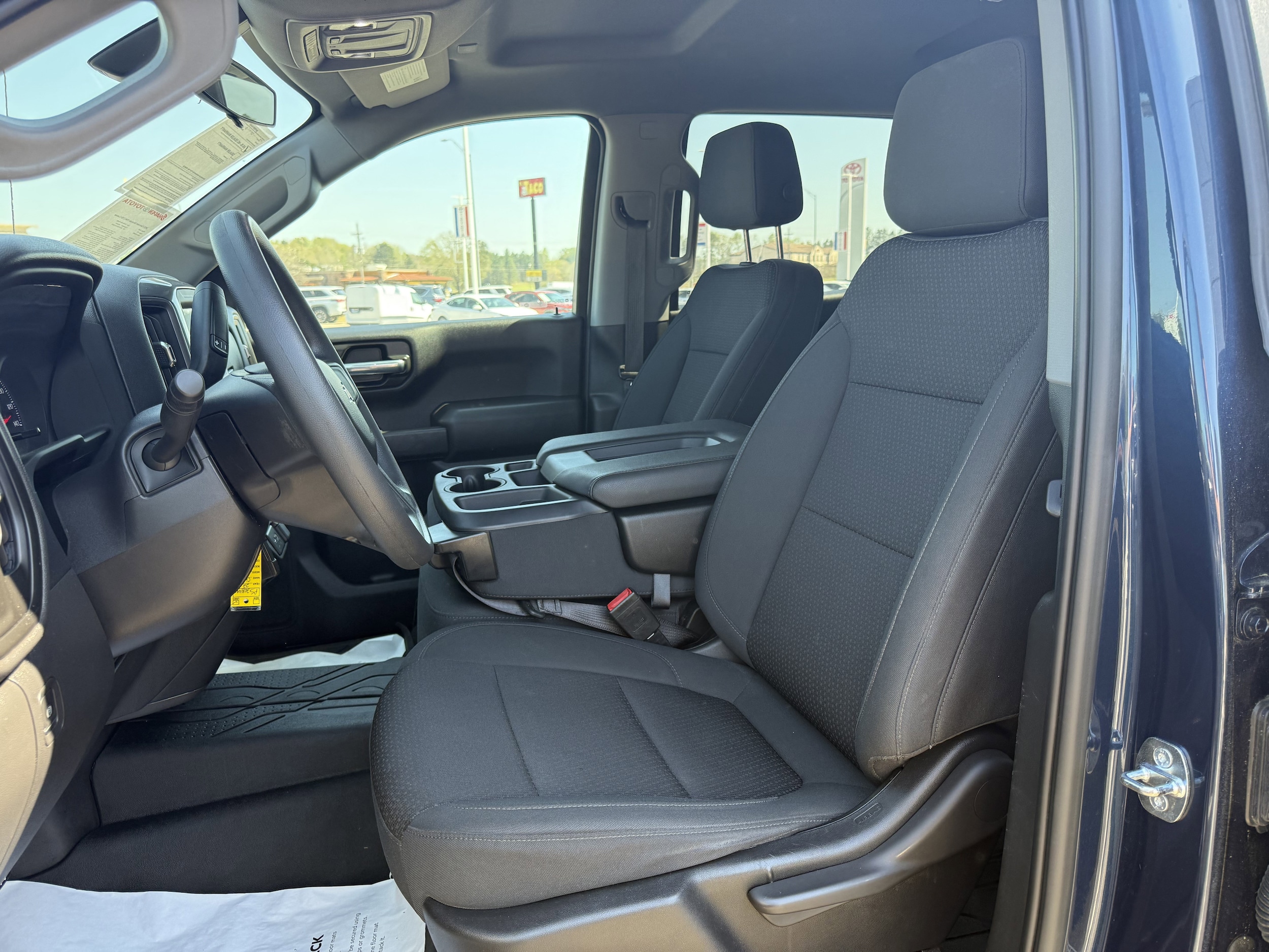 2022 Chevrolet Silverado 1500 Limited Custom - Photo 7