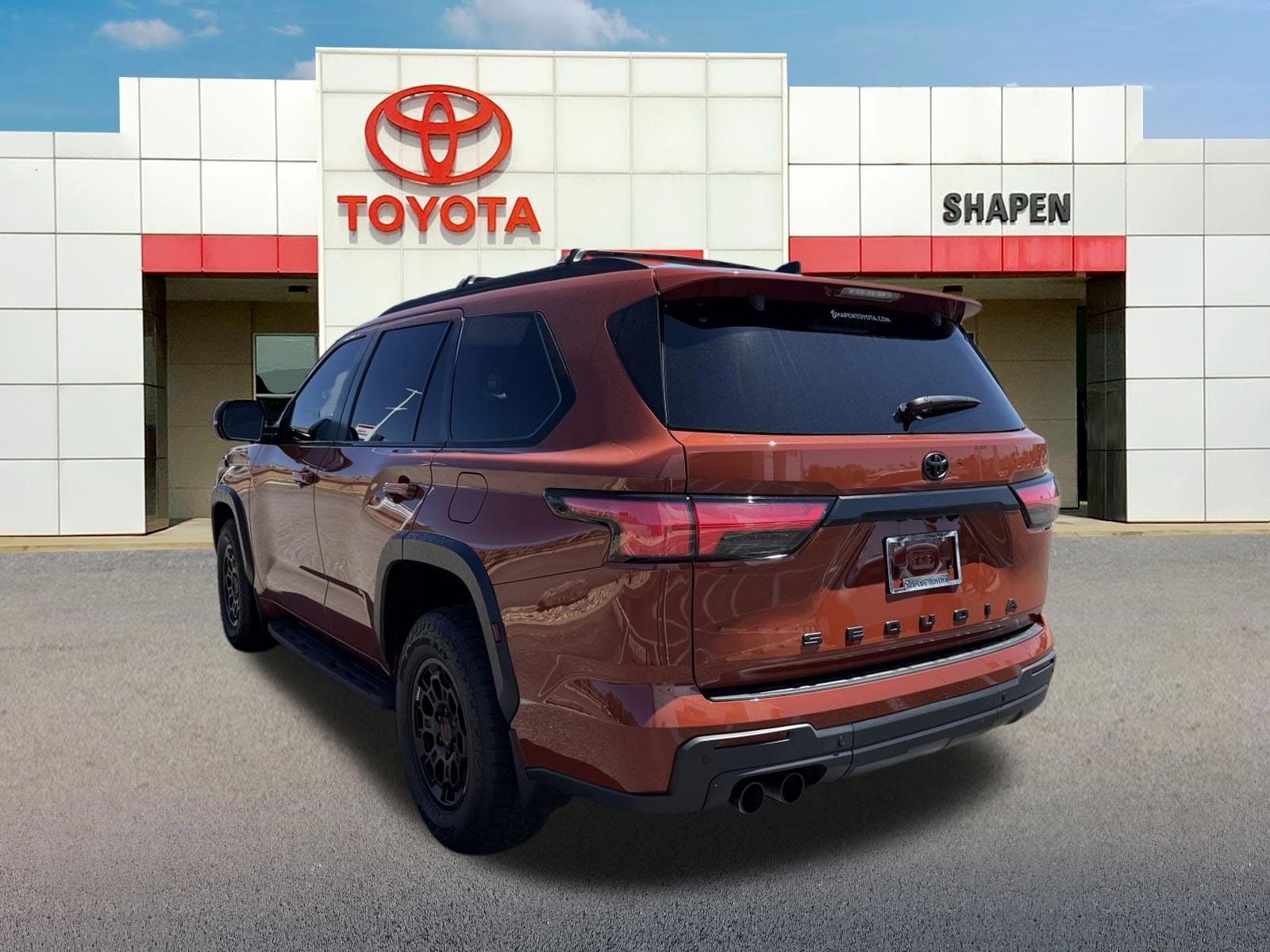 2024 Toyota Sequoia TRD Pro - Photo 3