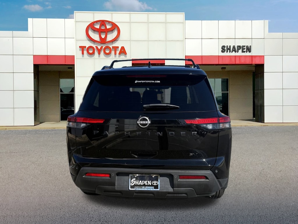 Used 2022 Nissan Pathfinder SV Sport Utility