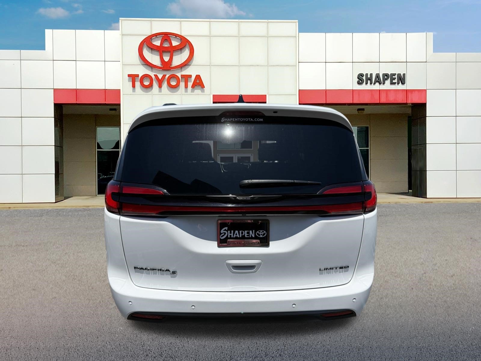 2025 Chrysler Pacifica Limited - Photo 6