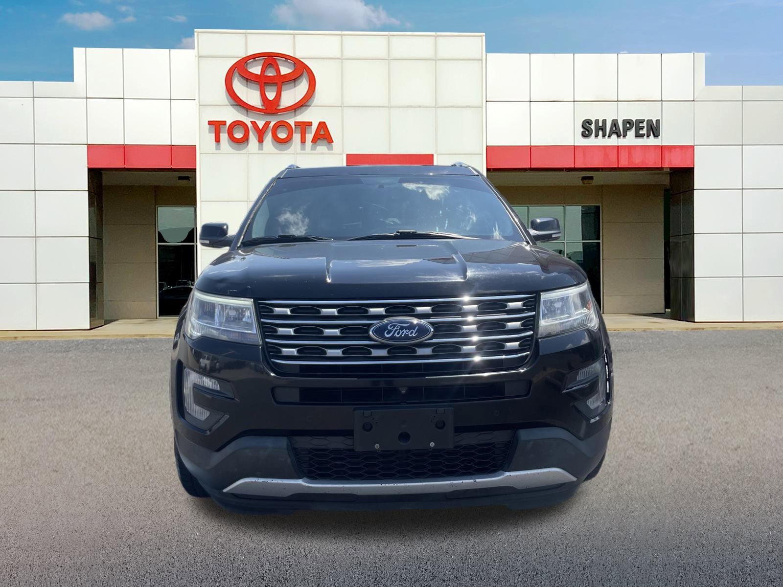 2017 Ford Explorer Limited photo 2