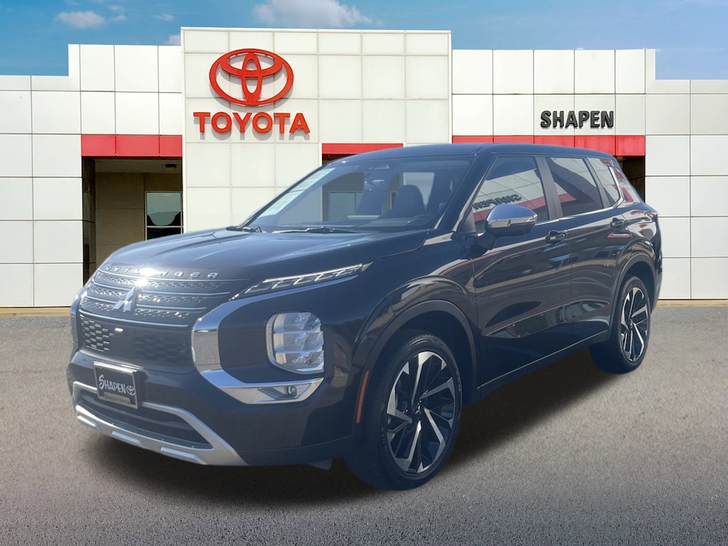 Used 2024 Mitsubishi Outlander SE Black Edition Sport Utility