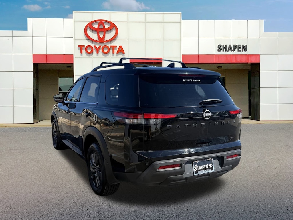 Used 2022 Nissan Pathfinder SV Sport Utility