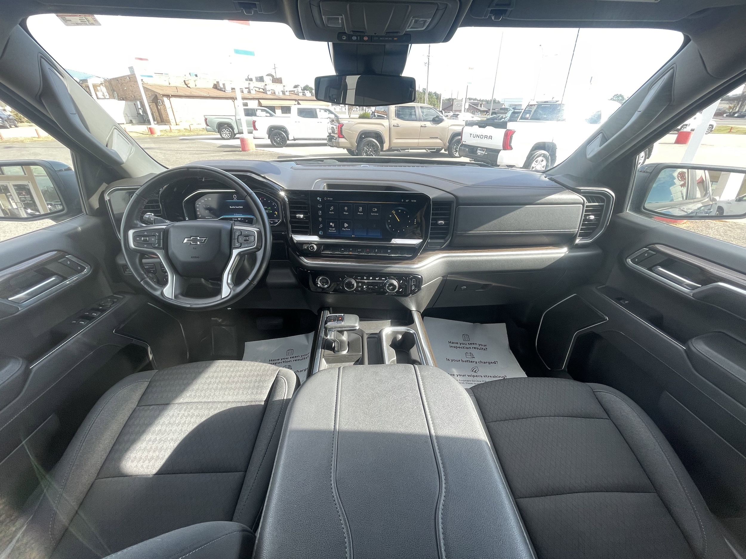 2023 Chevrolet Silverado 1500 RST - Photo 11