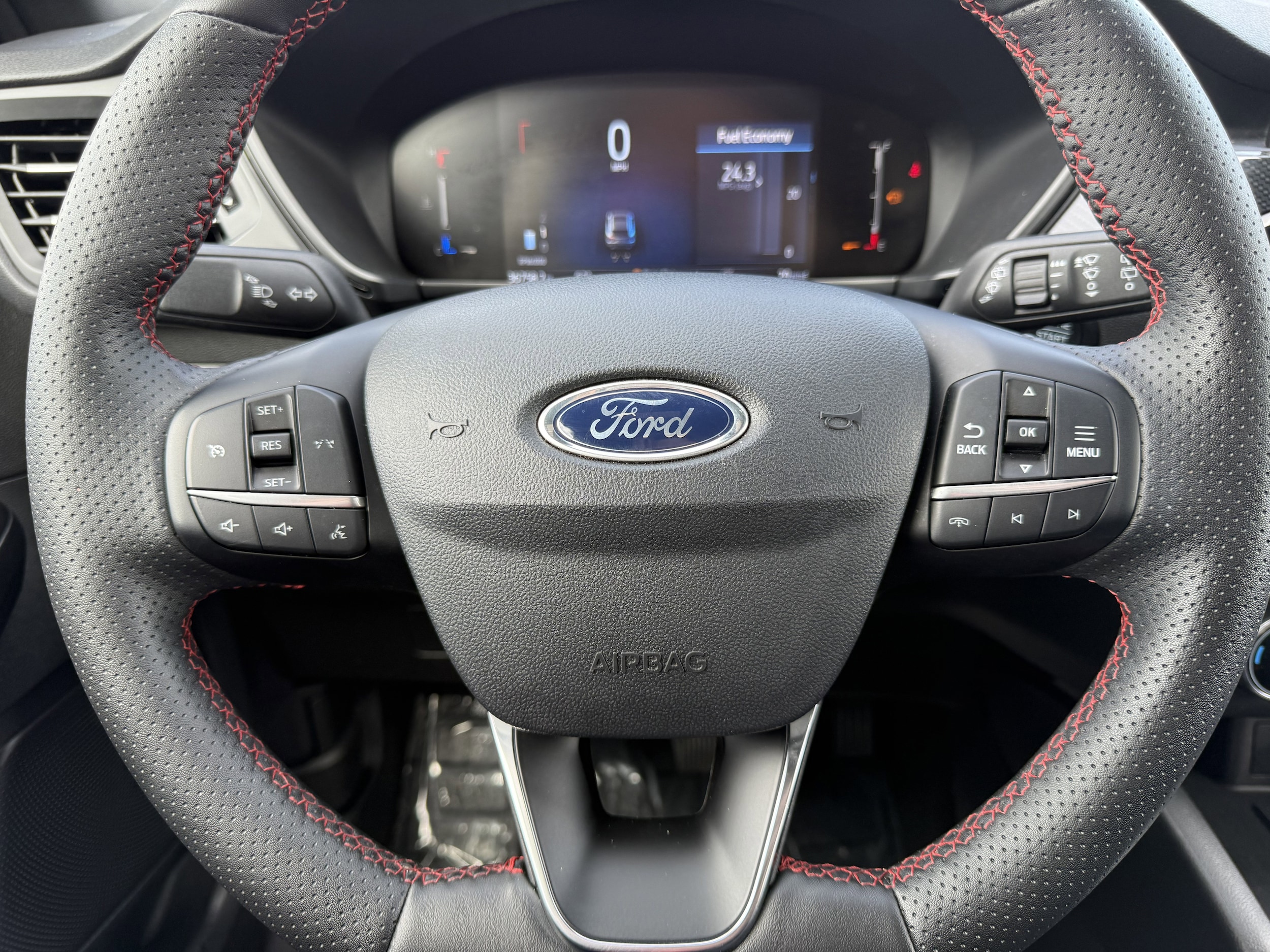 2025 Ford Escape ST-Line Select - Photo 19