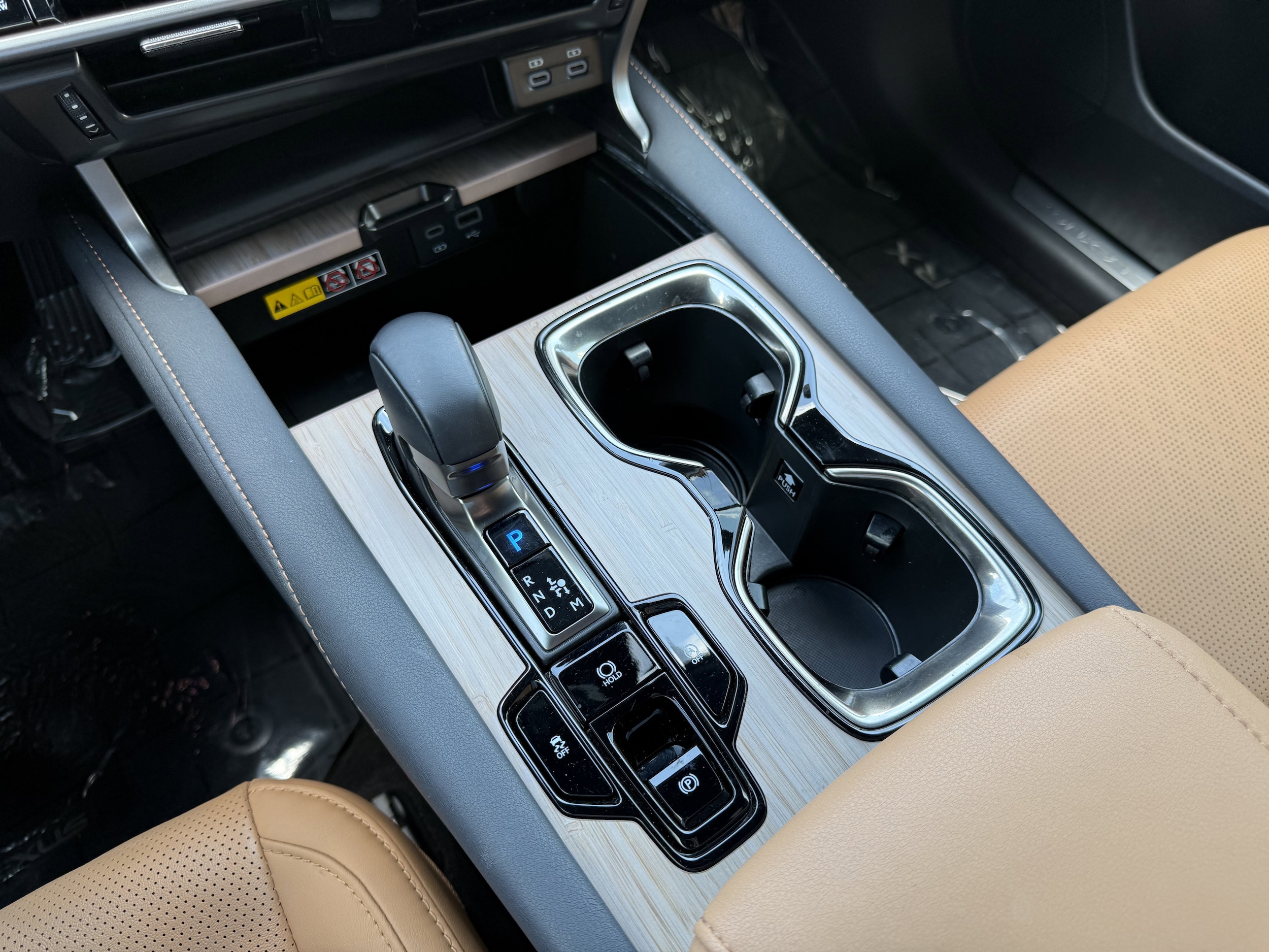 2024 Lexus RX 350 - Photo 20