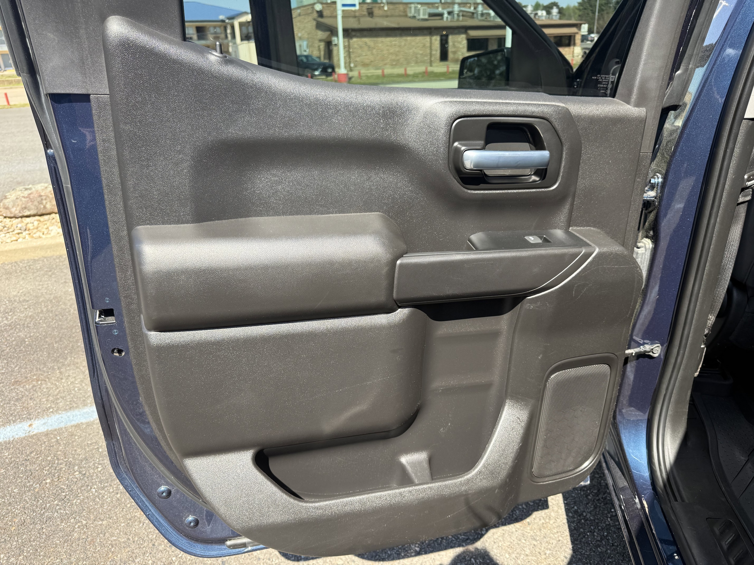 2022 Chevrolet Silverado 1500 Limited Custom - Photo 5