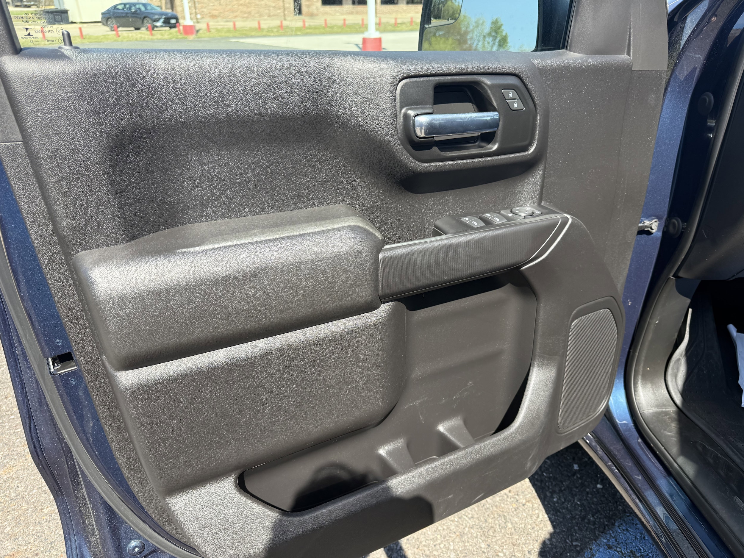 2022 Chevrolet Silverado 1500 Limited Custom - Photo 6