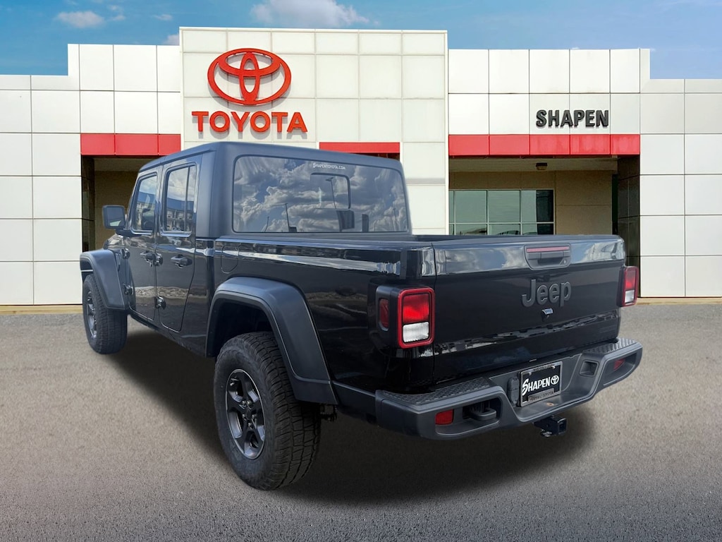 Used 2020 Jeep Gladiator Sport Truck