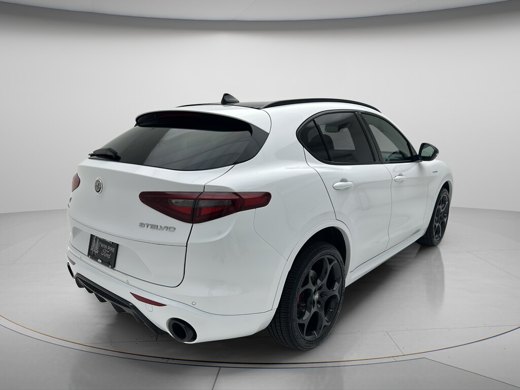 Used 2023 Alfa Romeo Stelvio Veloce SUV