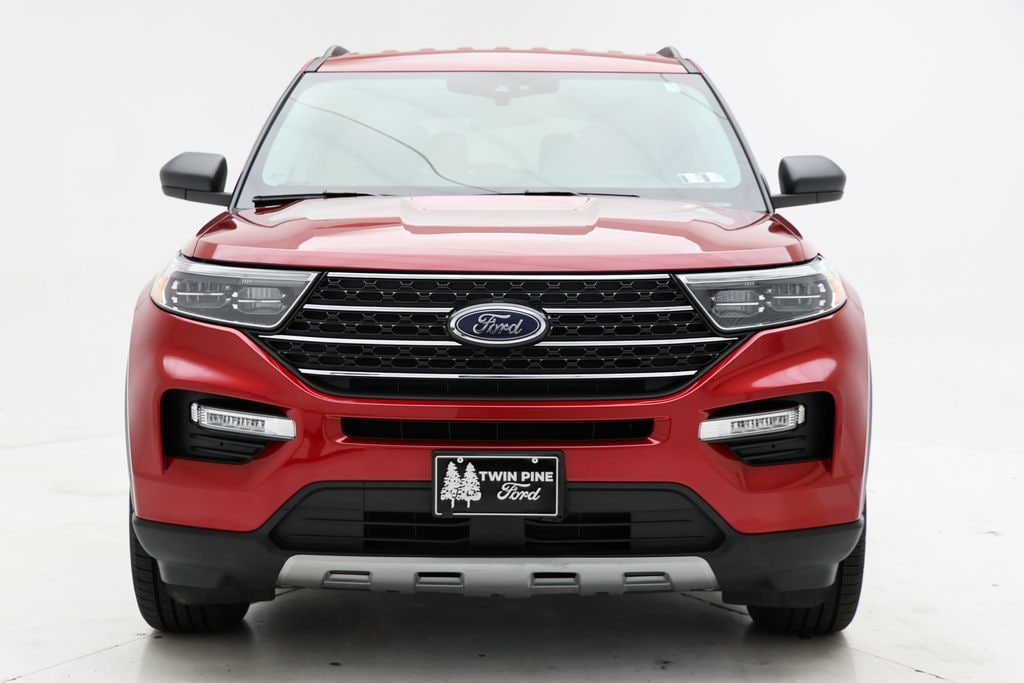Used 2024 Ford Explorer XLT SUV