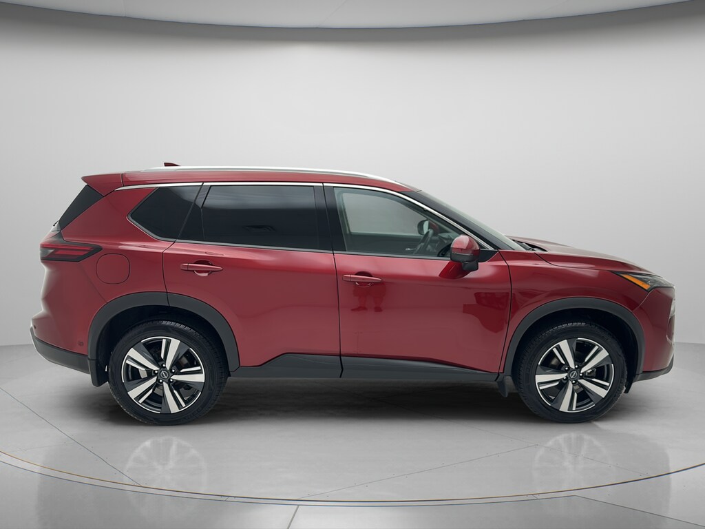 Used 2024 Nissan Rogue SL SUV