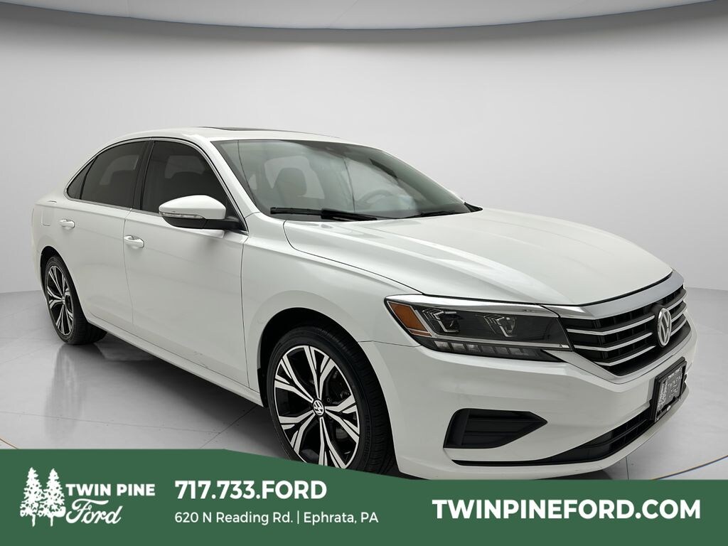 Used 2022 Volkswagen Passat 2.0T SE Sedan