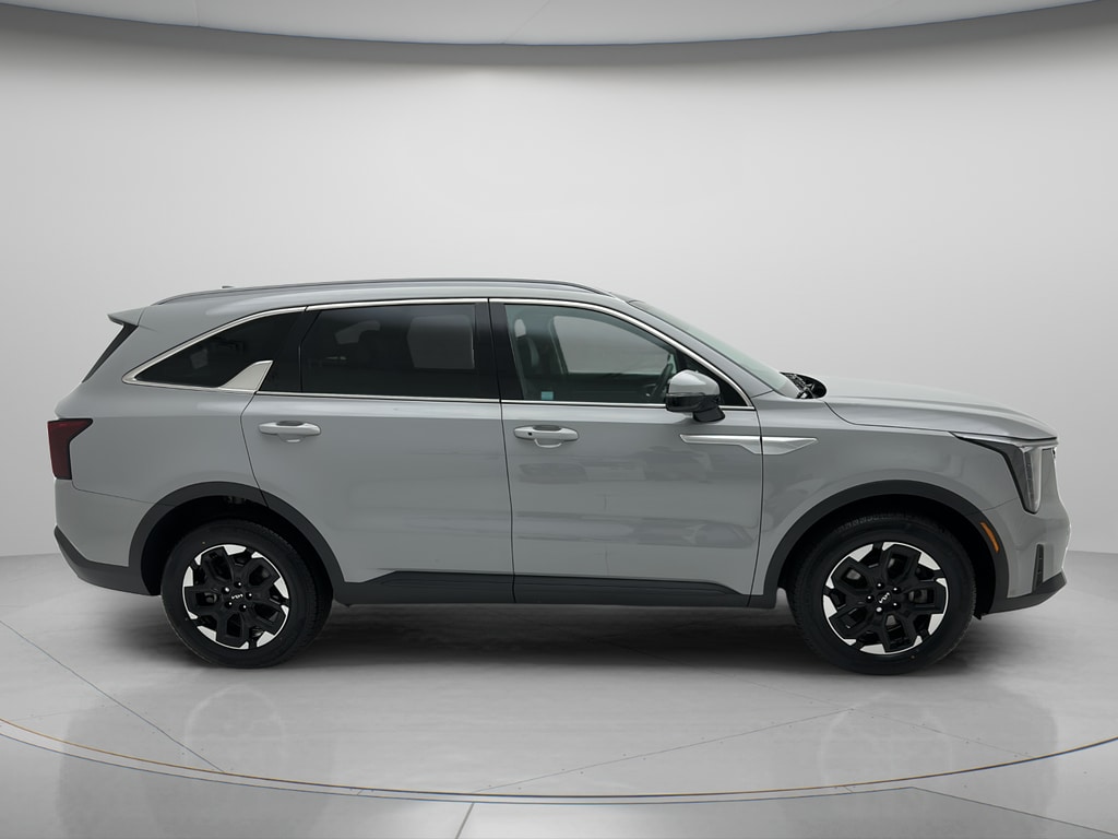 Used 2024 Kia Sorento S SUV