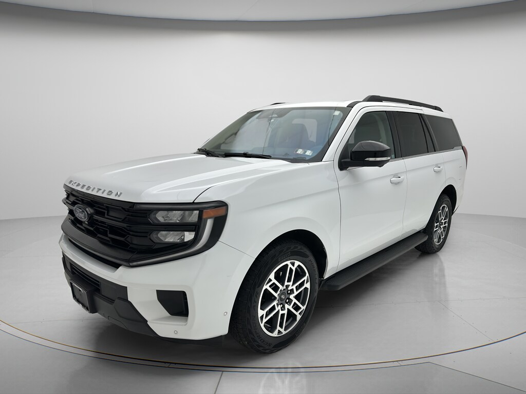 Used 2025 Ford Expedition Active SUV
