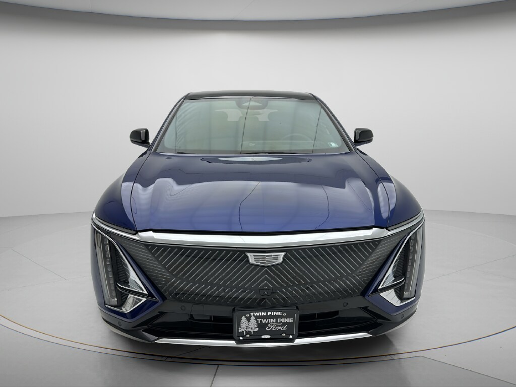 Used 2024 Cadillac Lyriq Luxury SUV
