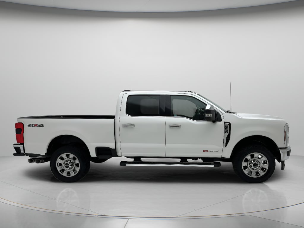 Used 2024 Ford F-250SD Lariat Truck