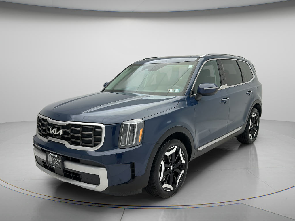 Used 2025 Kia Telluride S SUV