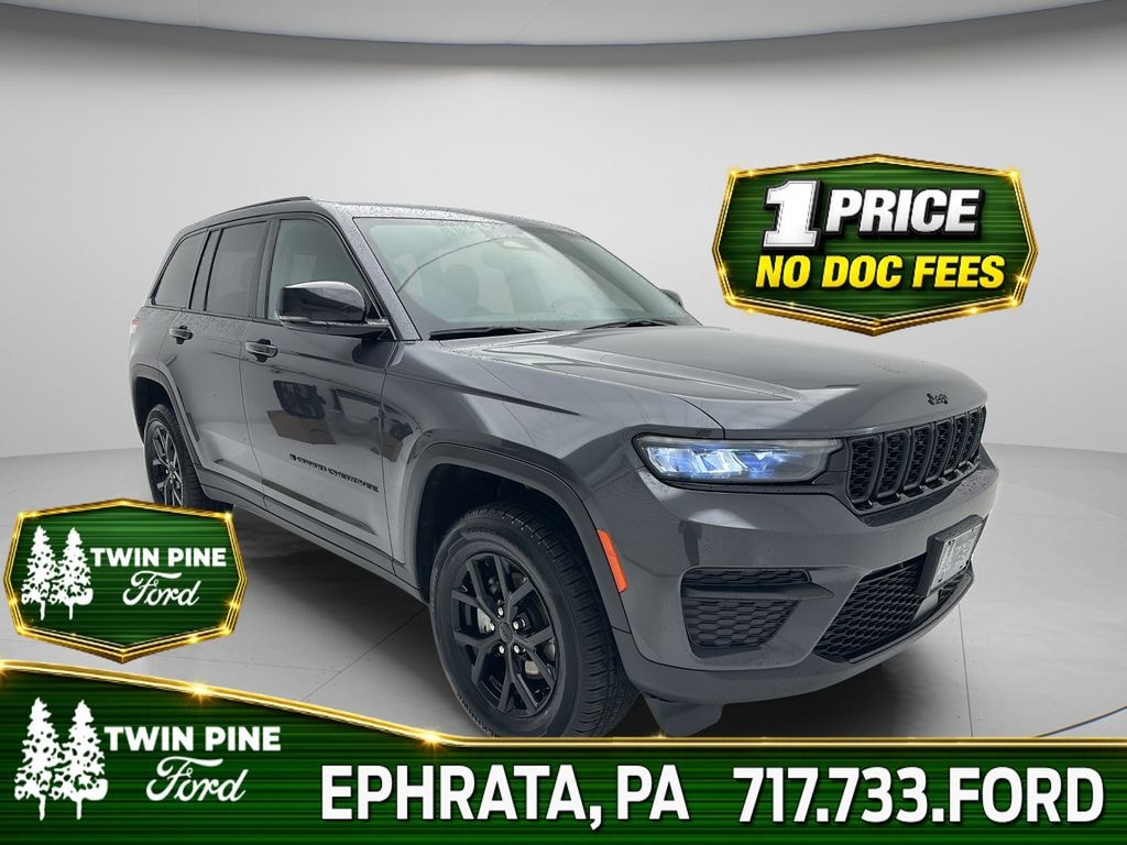 Used 2024 Jeep Grand Cherokee Altitude SUV