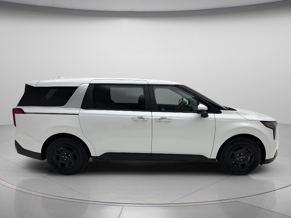 Used 2025 Kia Carnival LXS Minivan/Van