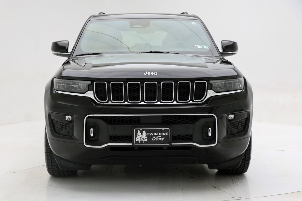 Used 2023 Jeep Grand Cherokee Overland SUV