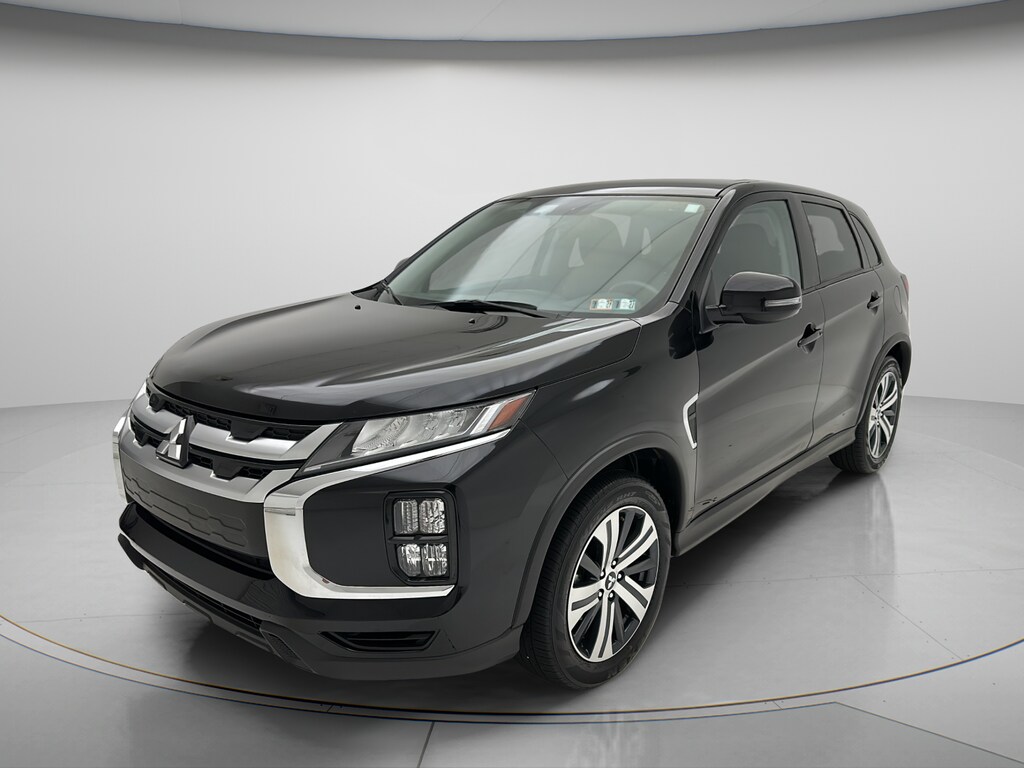 Used 2025 Mitsubishi Outlander Sport 2.0 SE SUV