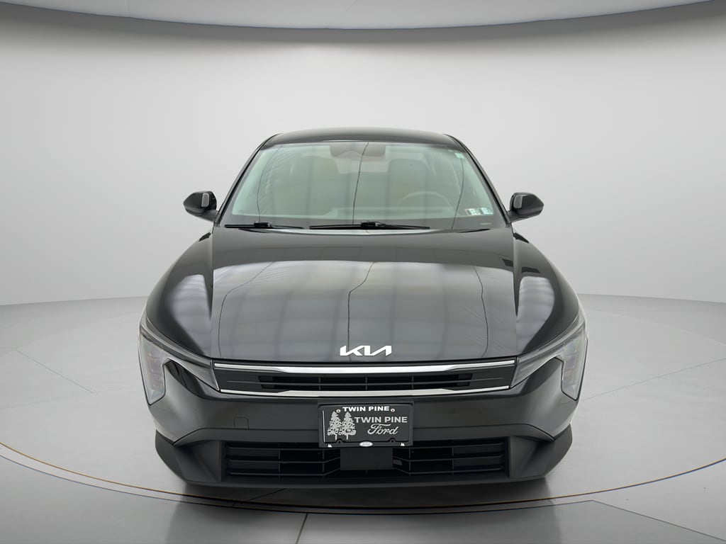 Used 2025 Kia K4 LXS Sedan