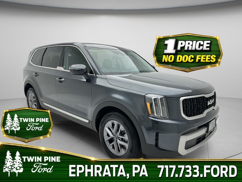 Used 2023 Kia Telluride LX SUV