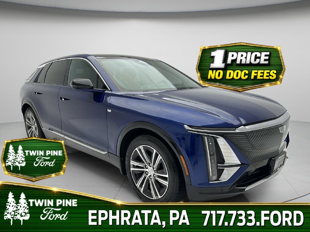 Used 2024 Cadillac Lyriq Luxury SUV