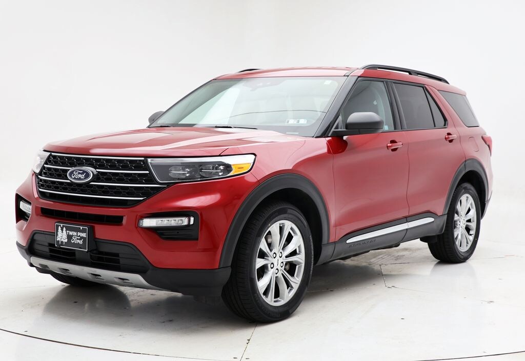 Used 2024 Ford Explorer XLT SUV