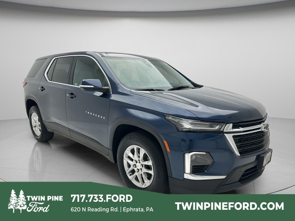 Used 2023 Chevrolet Traverse LS SUV