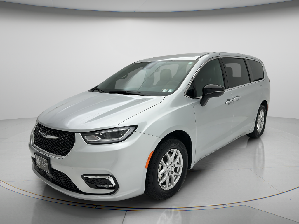 Used 2026 Chrysler Pacifica Select Minivan/Van