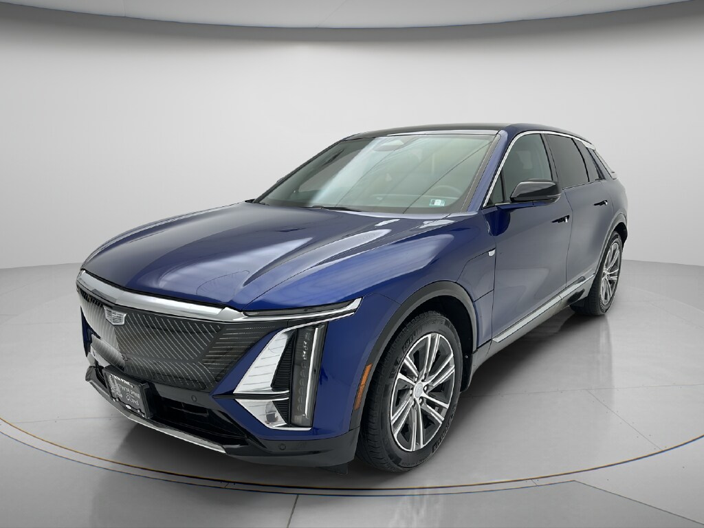 Used 2024 Cadillac Lyriq Luxury SUV