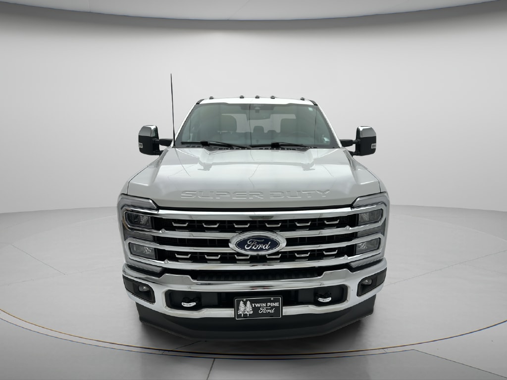 Used 2024 Ford F-250SD Lariat Truck