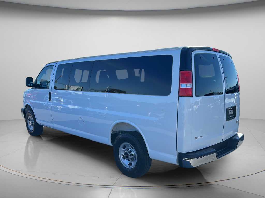 Used 2025 GMC Savana 3500 LT Minivan/Van