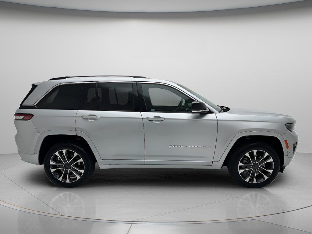 Used 2023 Jeep Grand Cherokee Overland 4xe SUV
