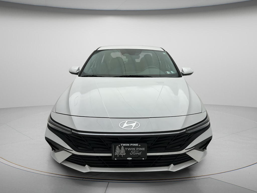 Used 2024 Hyundai Elantra SEL Sedan