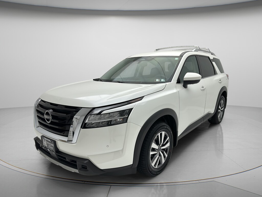 Used 2023 Nissan Pathfinder SL SUV