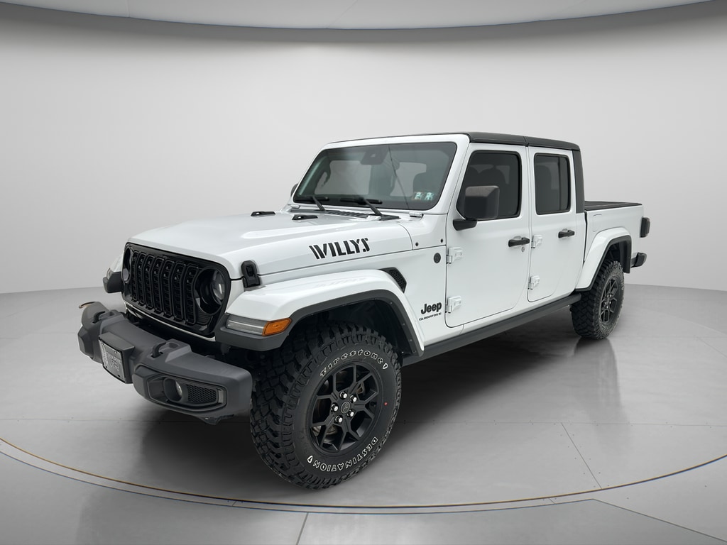 Used 2024 Jeep Gladiator Willys Truck