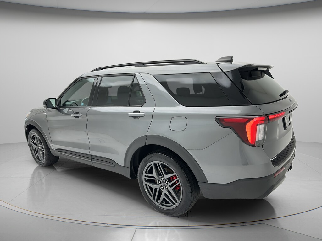 Used 2025 Ford Explorer ST-Line SUV