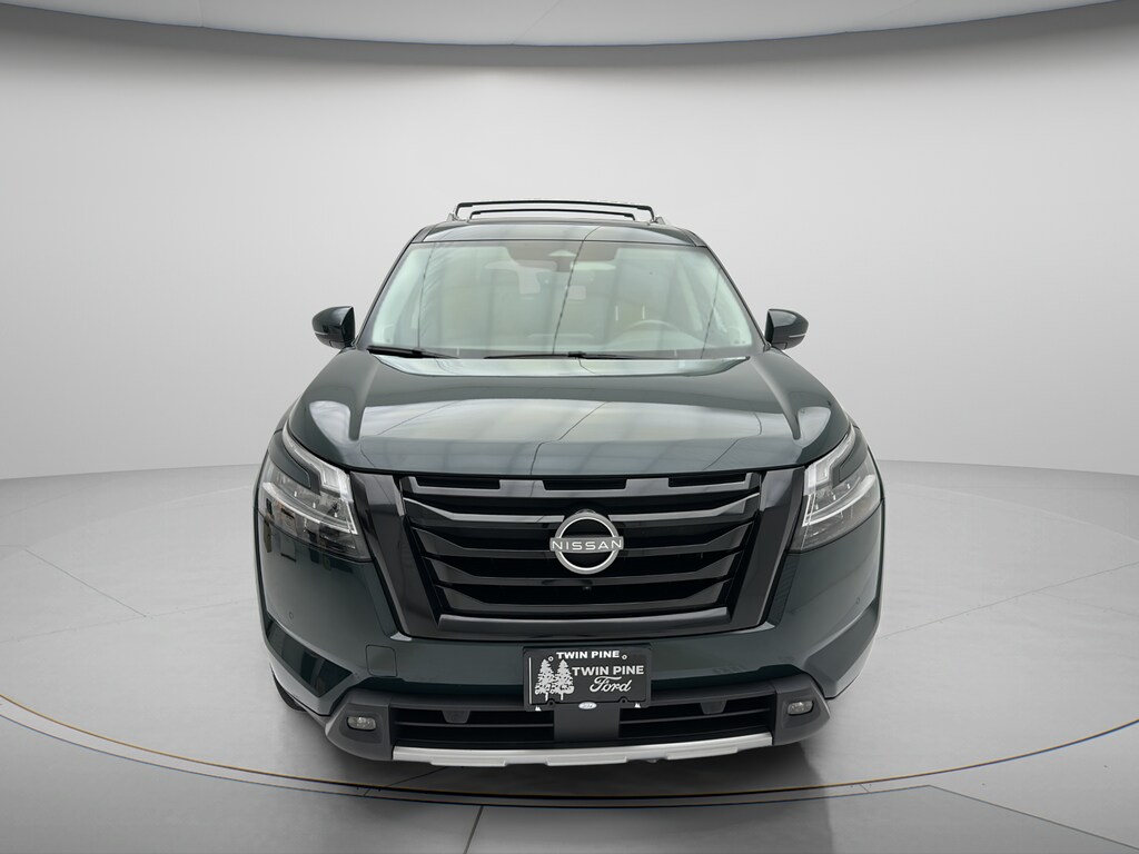Used 2023 Nissan Pathfinder SL SUV