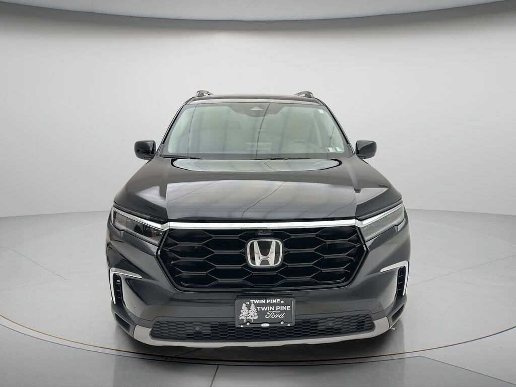 Used 2025 Honda Pilot Elite SUV